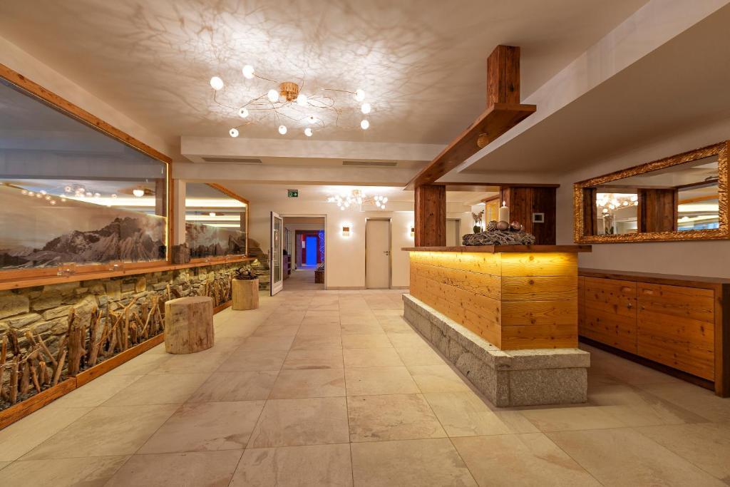 Aparthotel Kleinwalsertal Мителберг Екстериор снимка